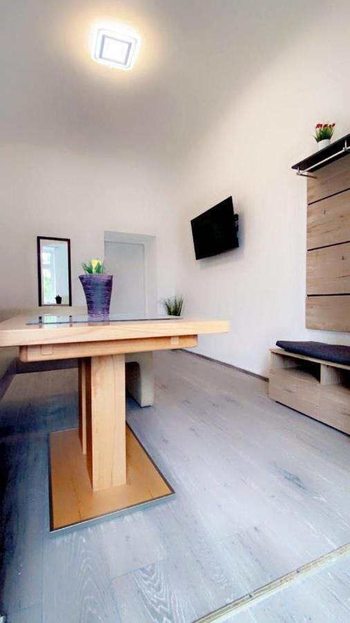 Premier Quad Room Wh Viena Exterior foto